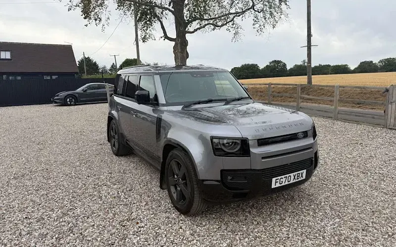 Used Land Rover Defender HSE Dynamic 300 HP (220 kW) 2020 SUV