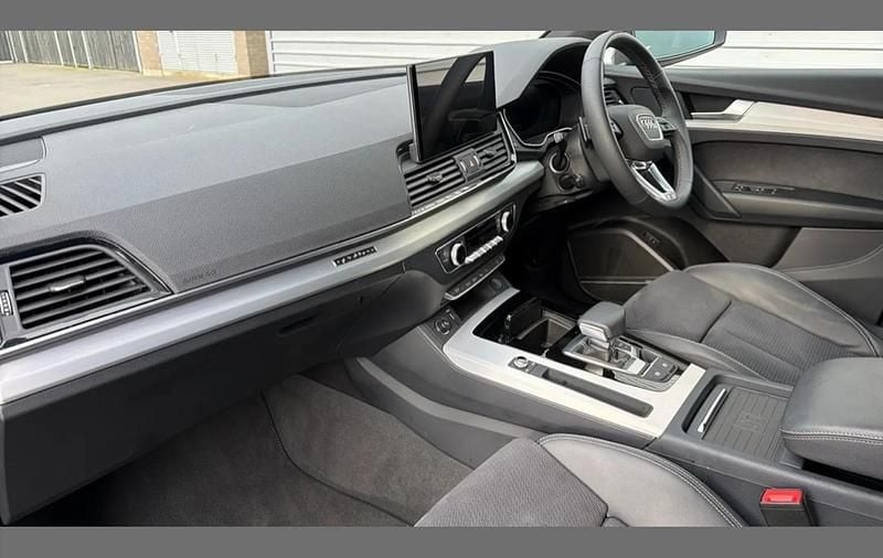 Used Audi Q5 Sportback S-Line 268 HP (197 kW) 2024 Blue SUV