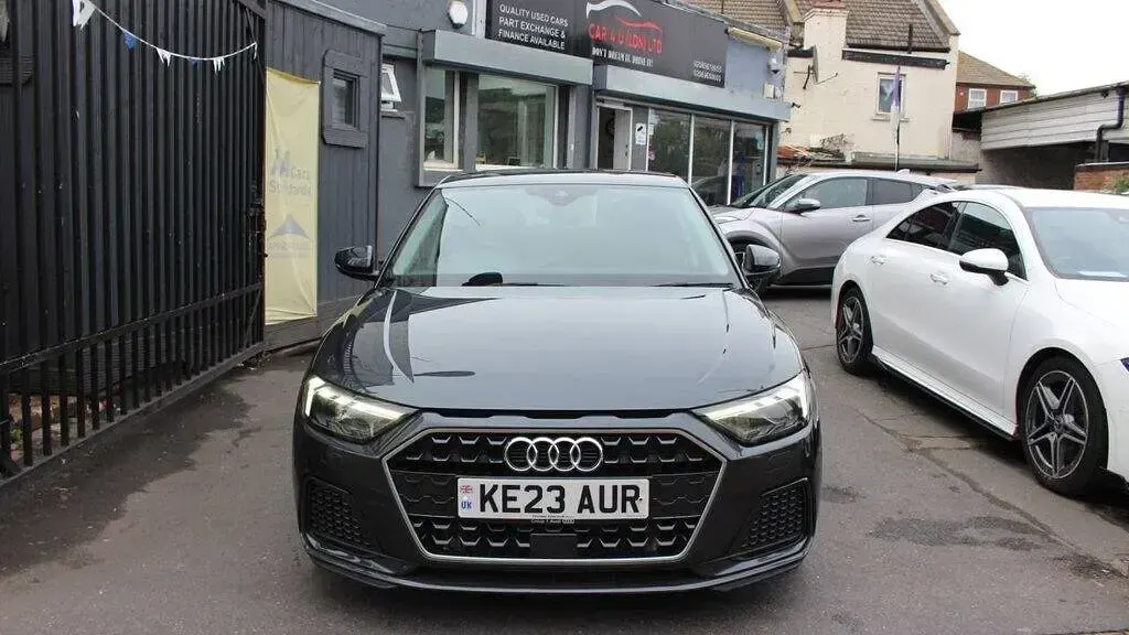 Used Audi A1 Sportback Sport 95 HP (69 kW) 2023 Grey Hatchback