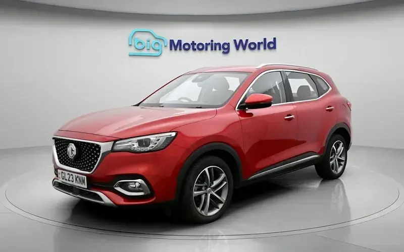 Used MG HS Excite 162 HP (119 kW) 2023 Red SUV