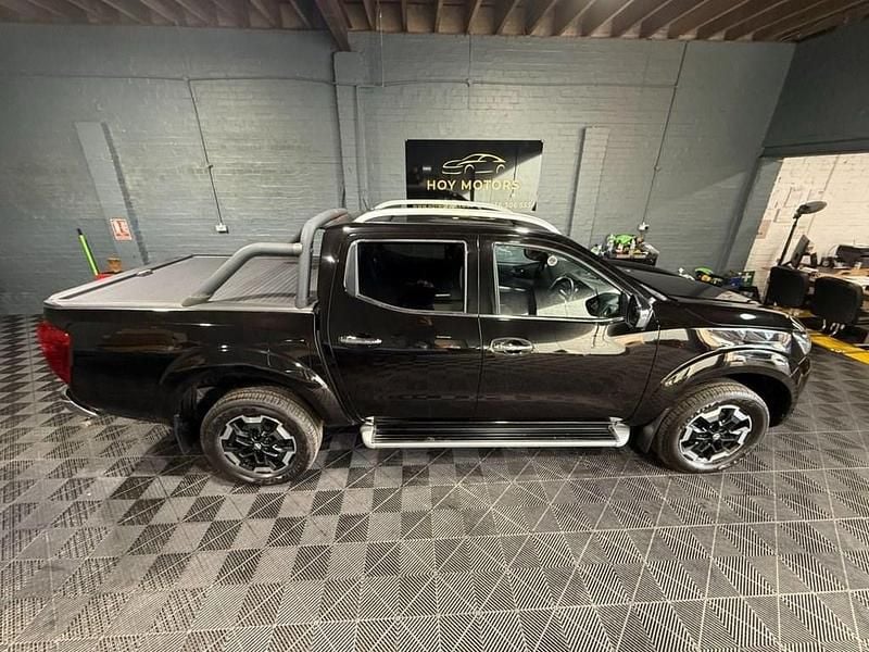 Used Nissan Navara Tekna 2019 Black Pickup