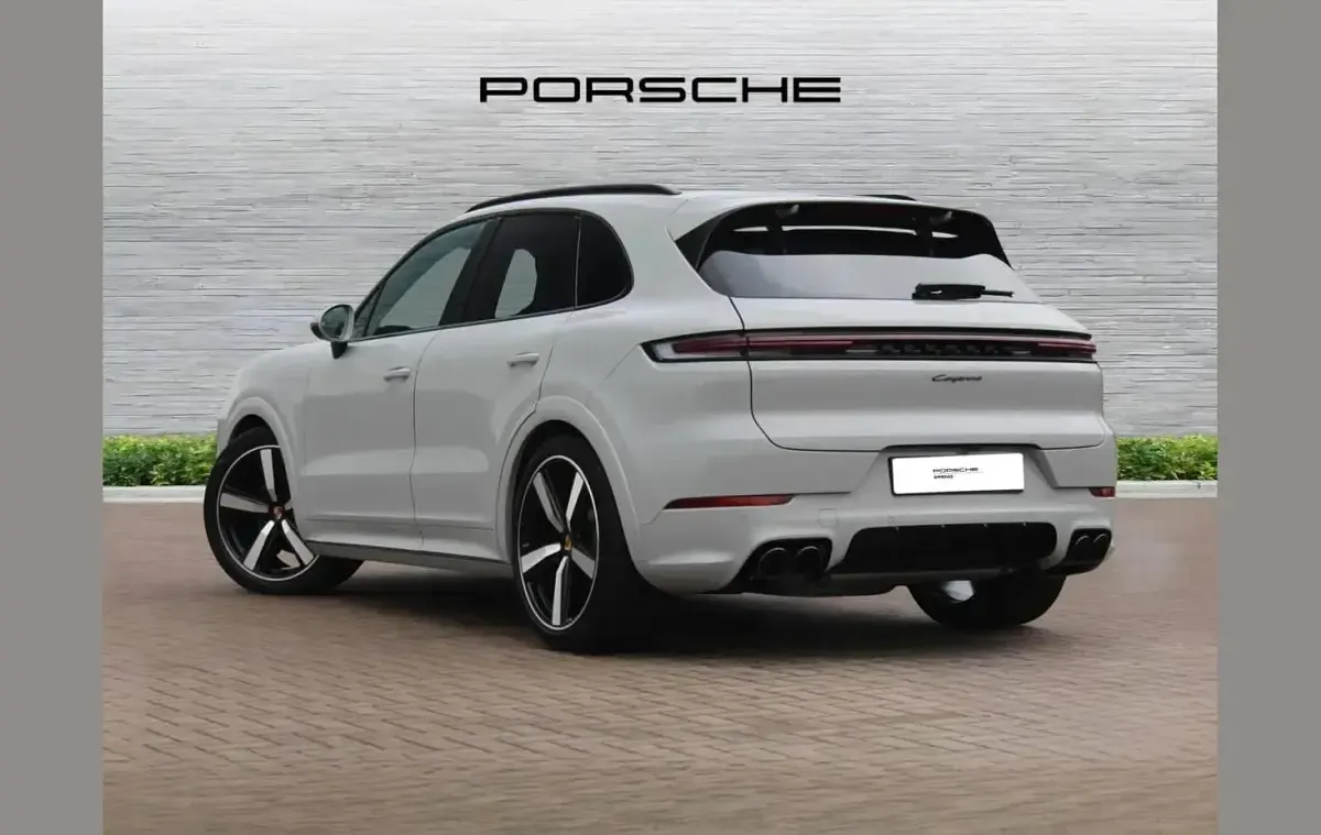 Used Porsche Cayenne 348 HP (255 kW) 2026 Grey SUV