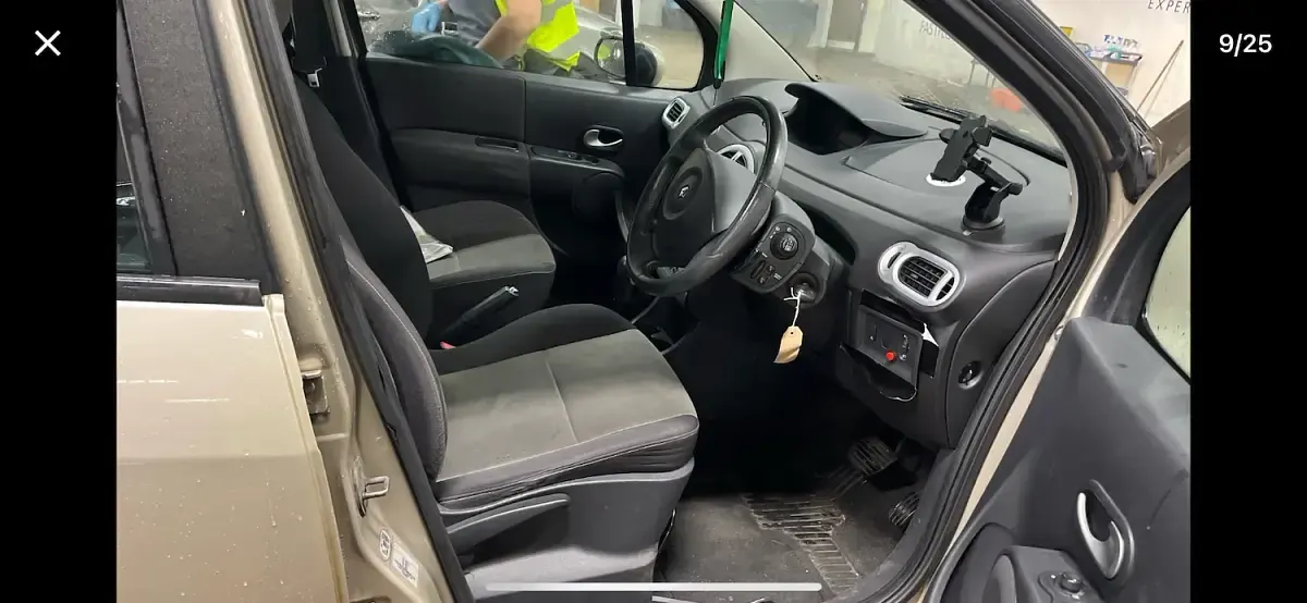 Used Renault Modus Privilege 112 HP (82 kW) 2007 Silver MPV