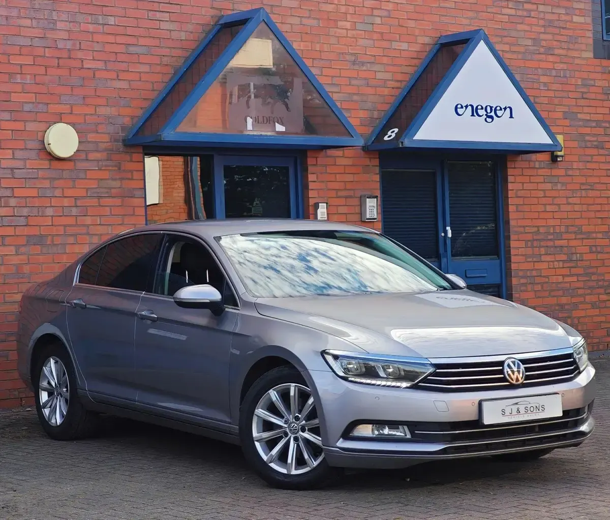 Used VW Passat Business 2018 Silver Sedan