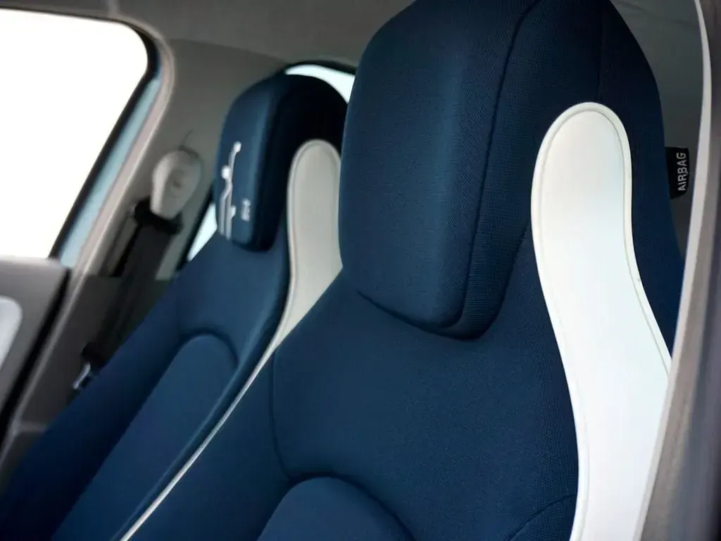 Usado Renault Zoe Expression 2014 Azul Citadino