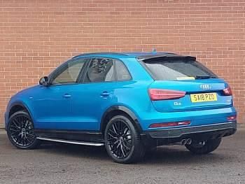 Begagnad Audi Q3 Black Edition 150 HK (110 kW) 2018 Blå SUV