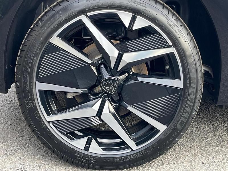 New Peugeot e-208 GTi 114 kW (156 HP) 2025 White Hatchback