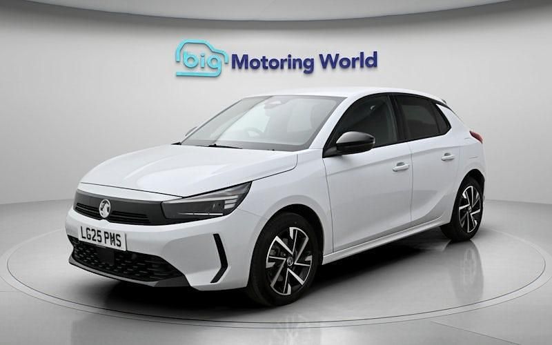 Begagnad Vauxhall Corsa S 101 HK (74 kW) 2025 Vit Halvkombi