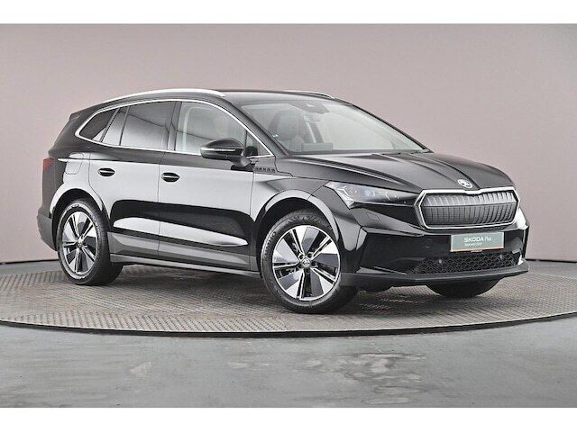 Black magic pearl effect New 2025 Skoda Enyaq iV SUV | £32,499 (Fair price) - Image 1/4
