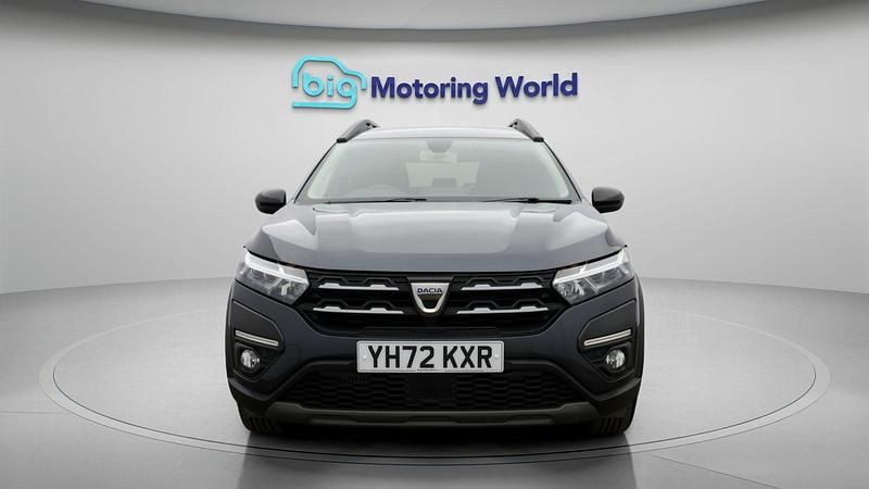 Used Dacia Jogger Extreme 110 HP (80 kW) 2022 Grey MPV