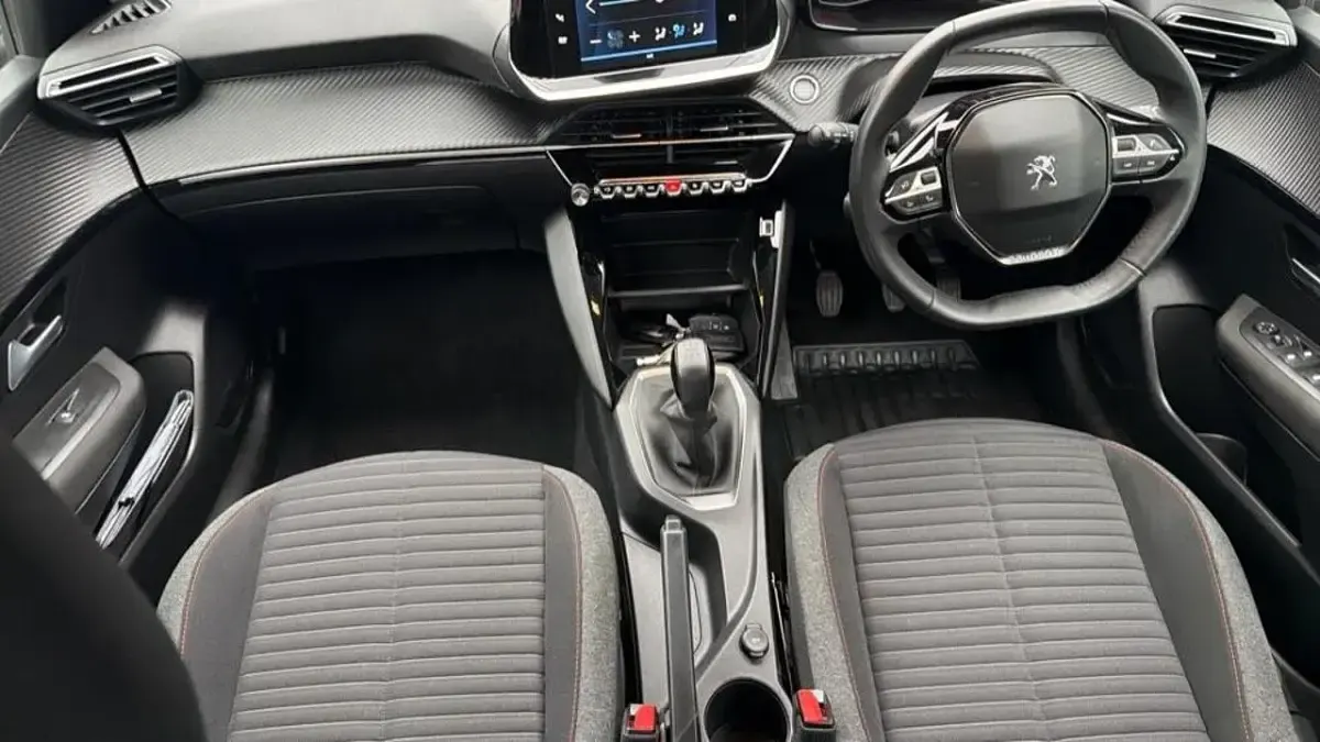 Gebraucht Peugeot 208 Active Premium 74 PS (54 kW) 2022 Kleinwagen