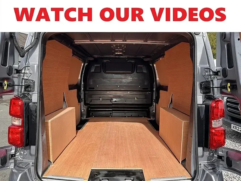 Używany Citroën Dispatch 2022 Szary Minivan
