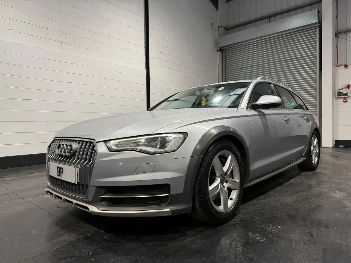 Used Audi A6 Allroad 315 HP (231 kW) 2015 Silver Estate