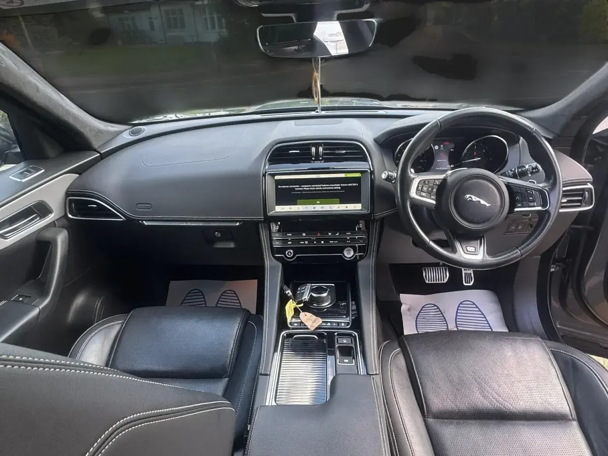 Used Jaguar F-Pace R-Sport 180 HP (132 kW) 2019 Grey SUV