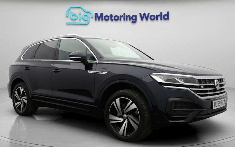 Used 2023 VW Touareg R-line SUV | £27,500 - Image 1/4