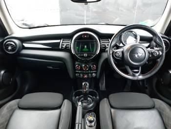 Used Mini Cooper S 192 HP (141 kW) 2018 Black Hatchback