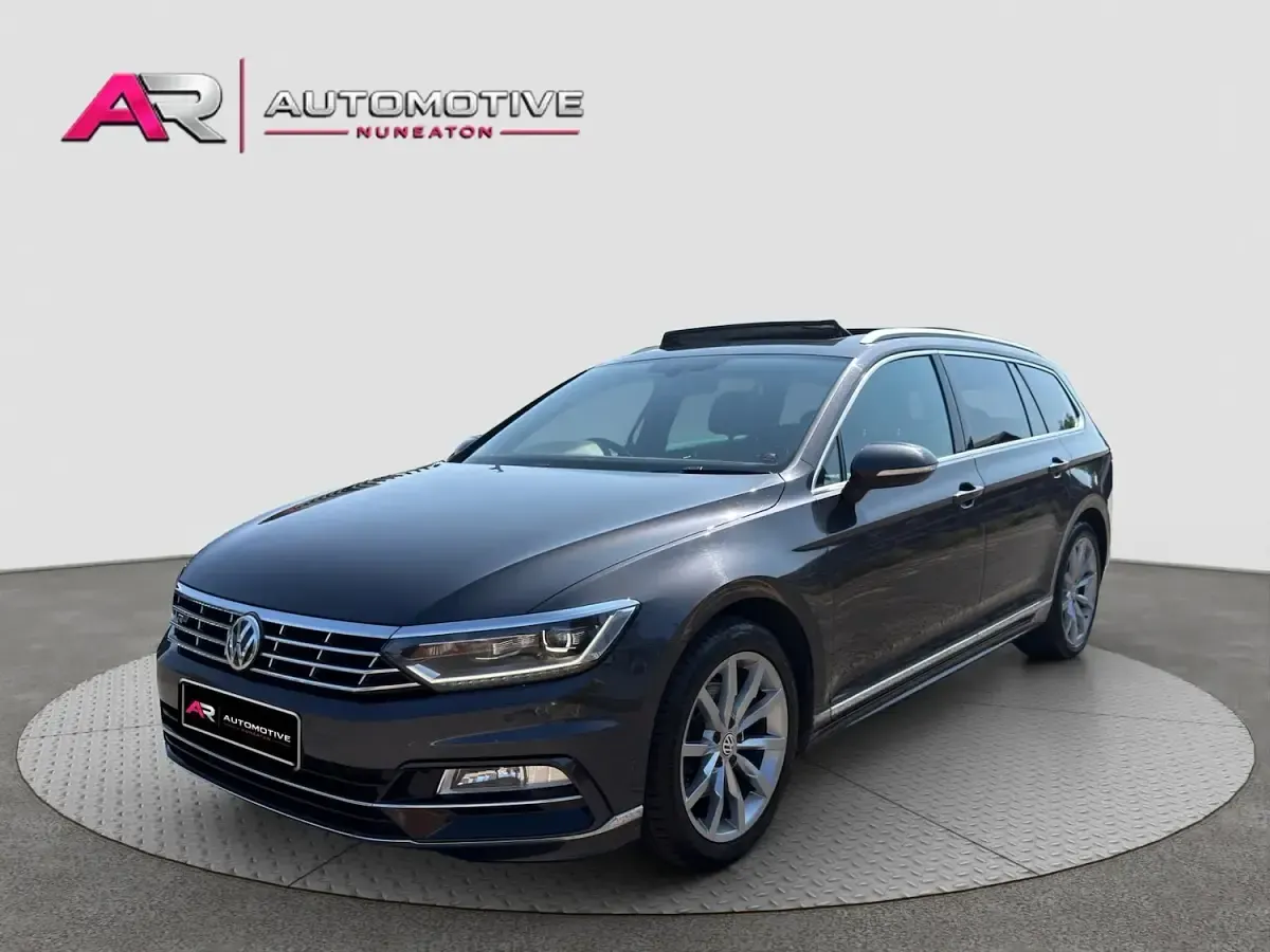 Used VW Passat R-line 150 HP (110 kW) 2019 Grey Estate
