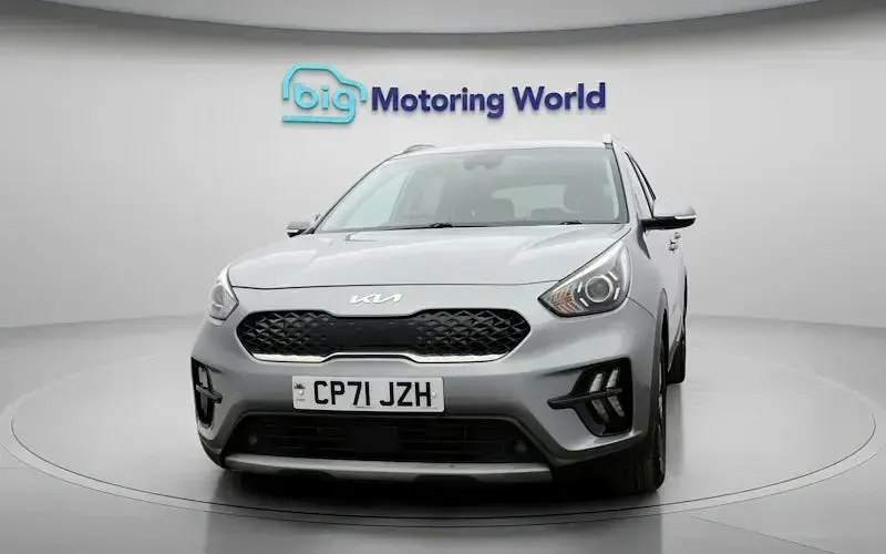 Used Kia Niro 141 HP (103 kW) 2022 Grey SUV
