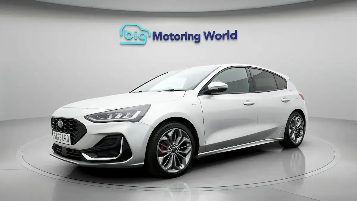 Used Ford Focus ST-Line 2023 Silver Hatchback