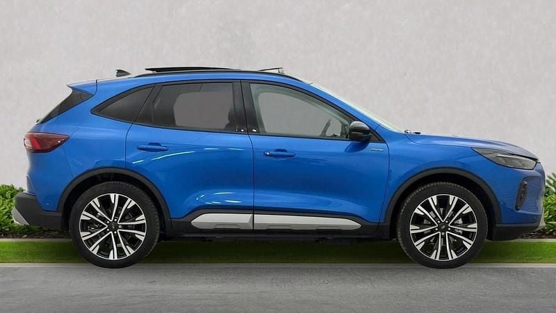 Used Ford Kuga Active 243 HP (178 kW) 2025 Blue SUV