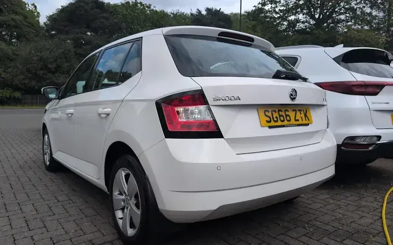 Used Skoda Fabia SE 90 HP (66 kW) 2016 Hatchback