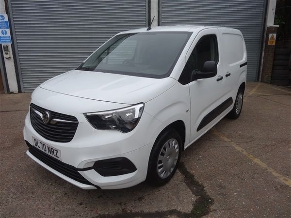 White Used 2020 Vauxhall Combo Sportive MPV | £11,995 (A bit pricey) - Image 1/1
