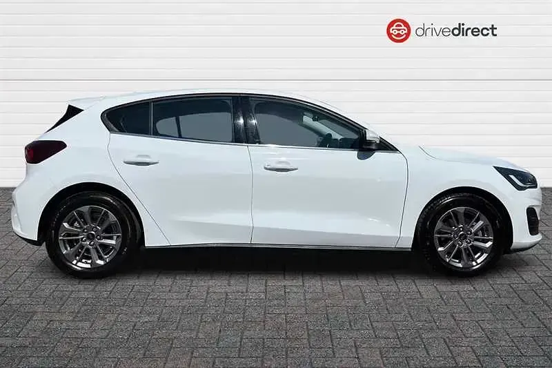 Used Ford Focus Titanium 2023 White Hatchback