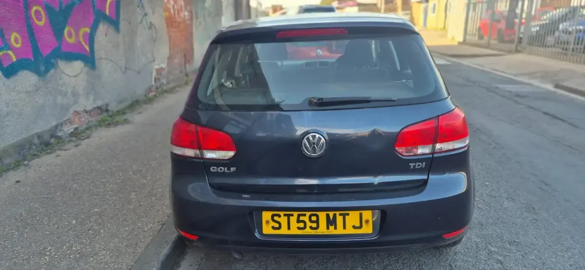 Usado VW Golf VI SE 105 HP (77 kW) 2009 Azul Citadino