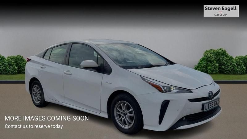 White Used 2019 Toyota Prius Business Edition Hatchback | £16,995 (Fair price) - Image 1/4