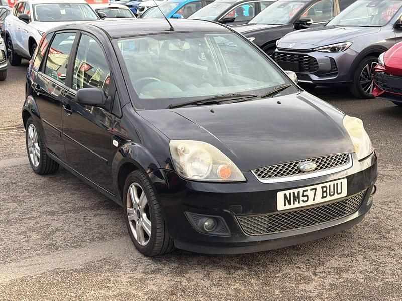 Black Used 2008 Ford Fiesta Zetec Hatchback | £795 (Super price) - Image 1/4