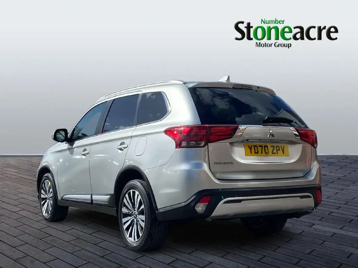 Used Mitsubishi Outlander 150 HP (110 kW) 2020 Silver SUV