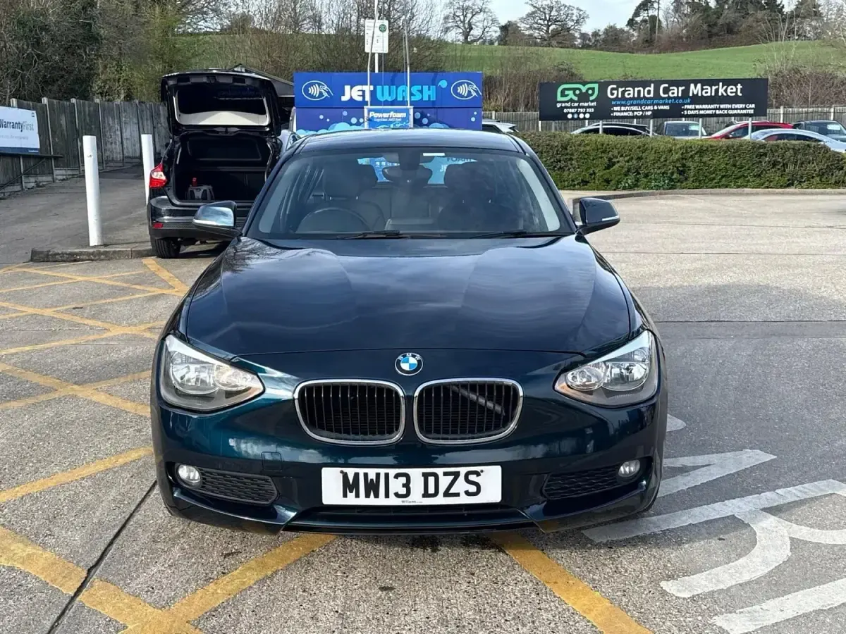 Usado BMW 116 Impressive 2013 Azul Utilitario