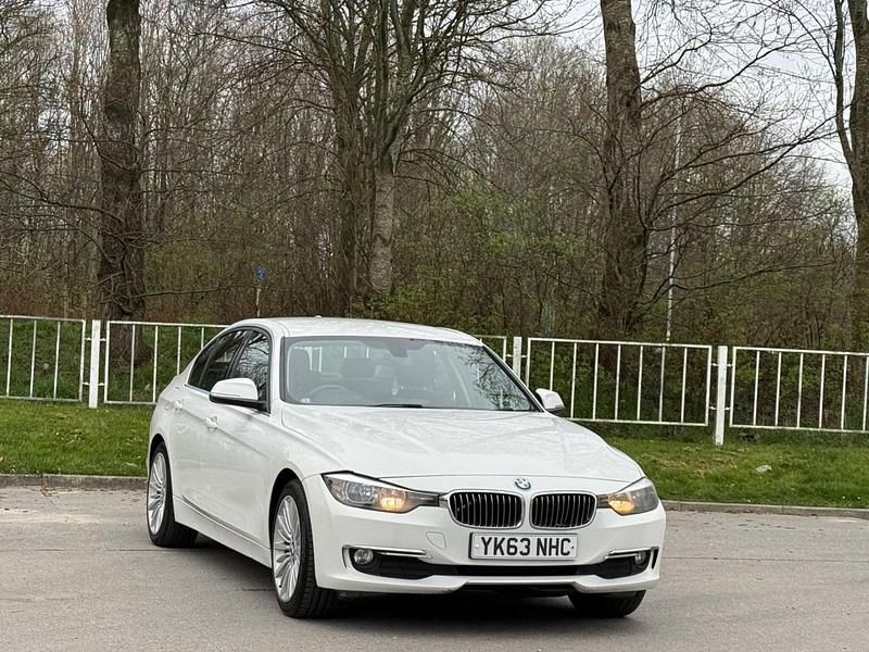 Used BMW 320 Luxury Line 2013 White Sedan