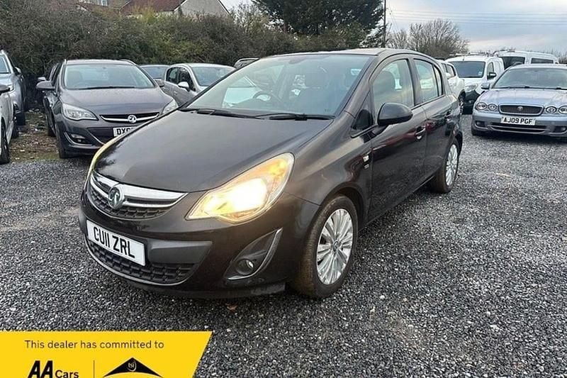Used Vauxhall Corsa 90 HP (66 kW) 2011 Black Hatchback