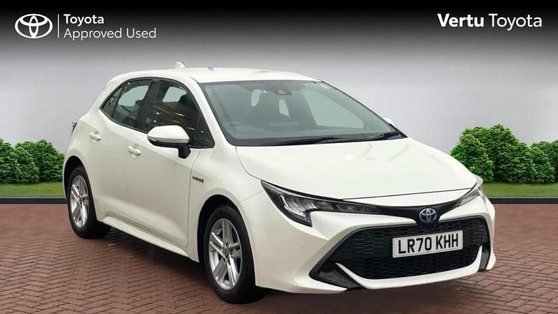 White Used 2020 Toyota Corolla Hatchback | £17,192 (Fair price) - Image 1/3