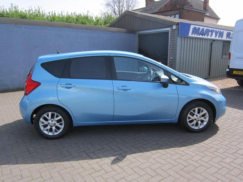 Used Nissan Note Acenta Premium 2014 Blue Hatchback
