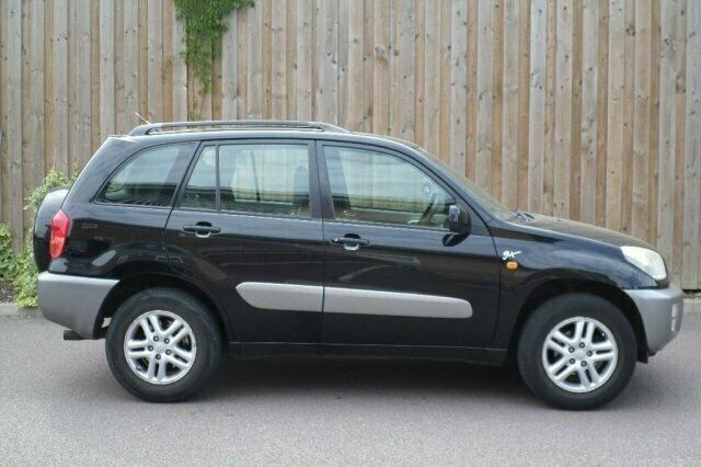 Used Toyota RAV4 147 HP (108 kW) 2003 SUV