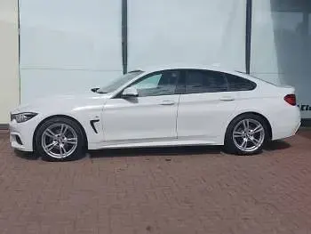 Usado BMW 420 M Sport 184 HP (135 kW) 2020 Branco Citadino