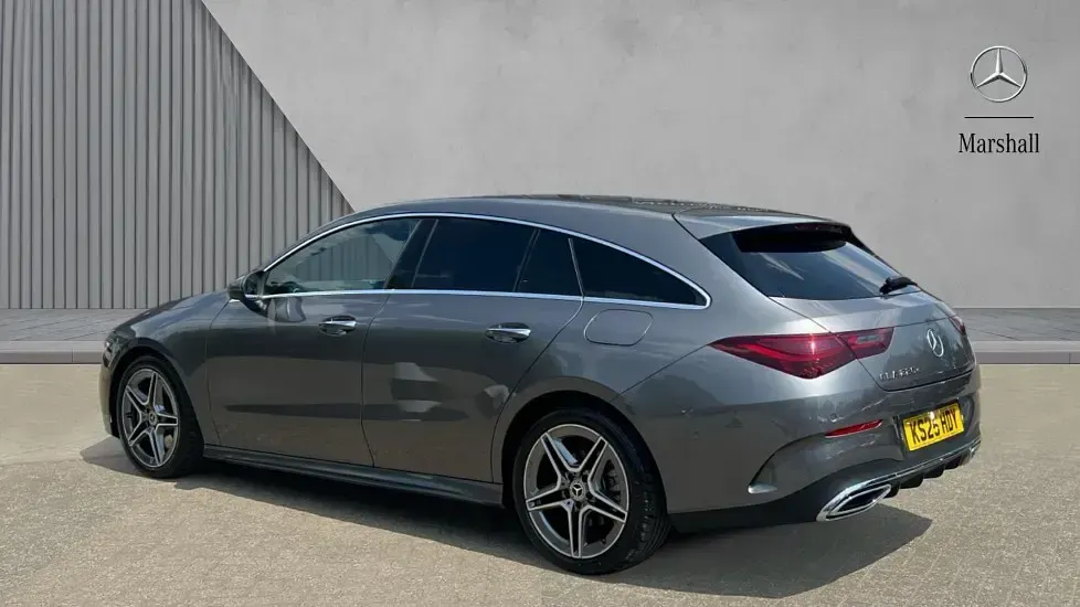 Used Mercedes CLA220 Executive 190 HP (139 kW) 2025 Mountain grey metallic Estate