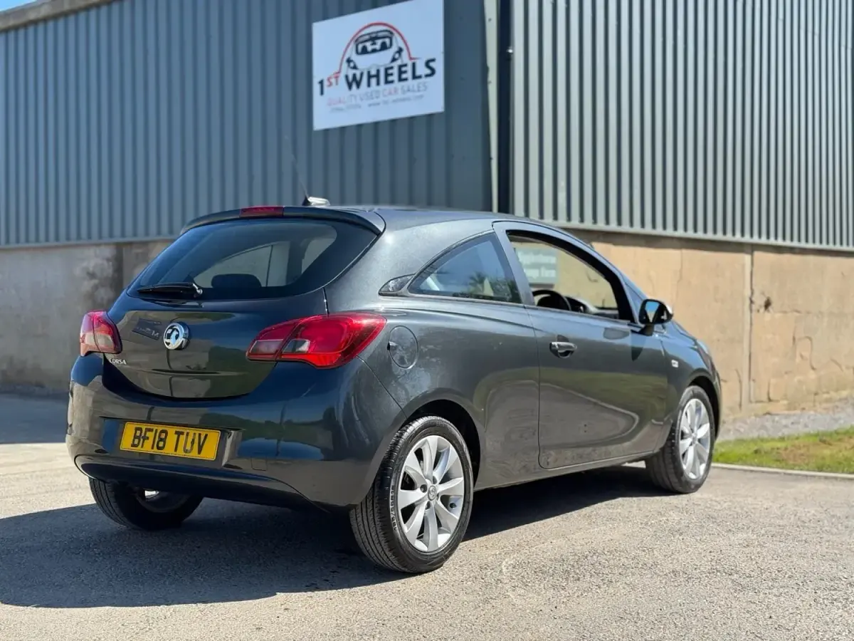 Second-hand Vauxhall Corsa 90 CP (66 kW) 2018 Gri Hatchback
