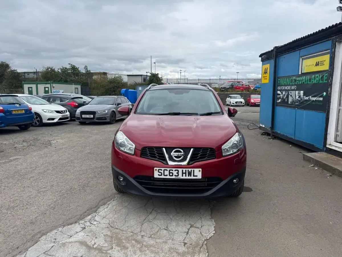 Used Nissan Qashqai +2 Tekna 2014 Red SUV