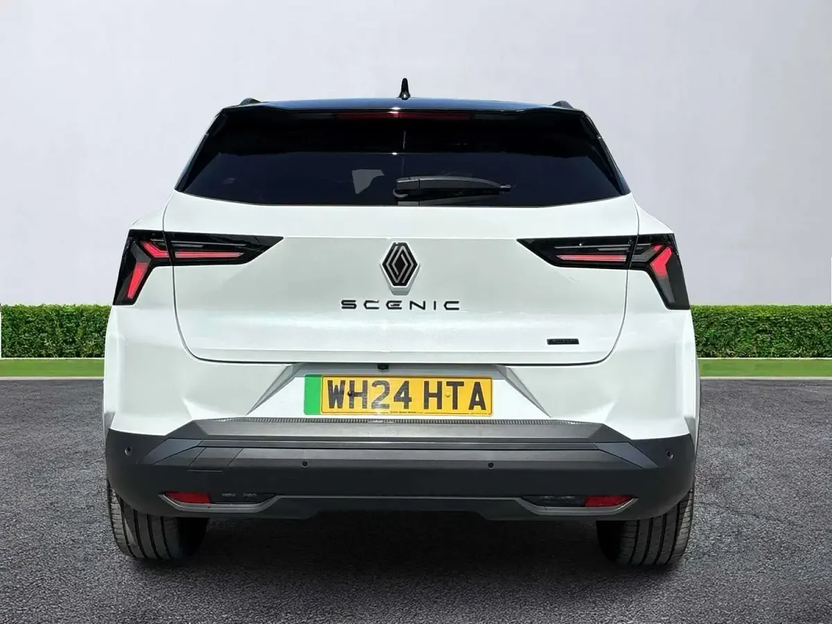 Used Renault Scenic E-Tech Esprit Alpine 160 kW (218 HP) 2024 White  SUV