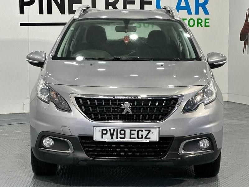 Begagnad Peugeot 2008 Active 100 HK (73 kW) 2019 Grå SUV
