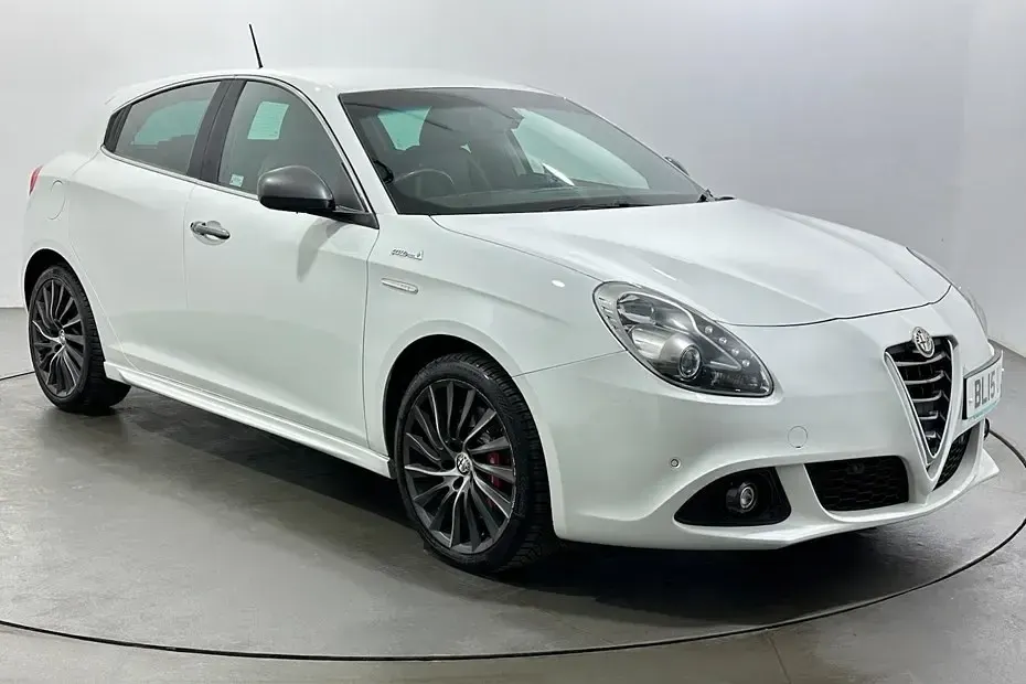 Used Alfa Romeo Giulietta Quadrifoglio Verde 170 HP (125 kW) 2015 Hatchback