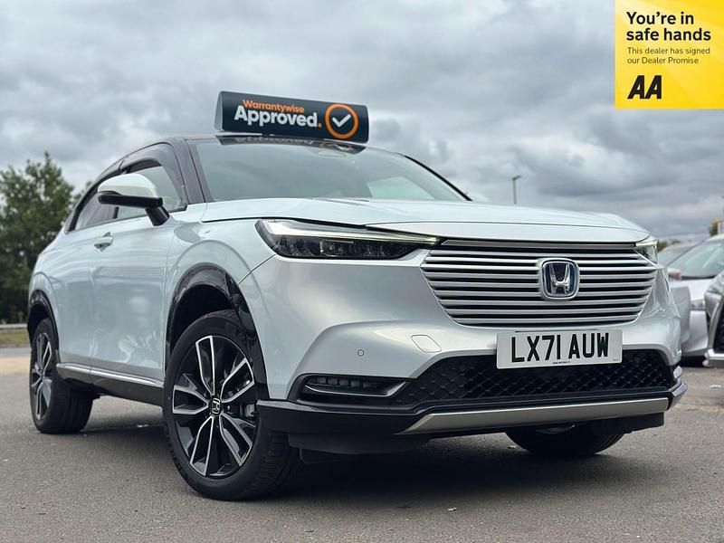 White Used 2022 Honda HR-V Hybrid SUV | £20,995 (A bit pricey) - Image 1/4