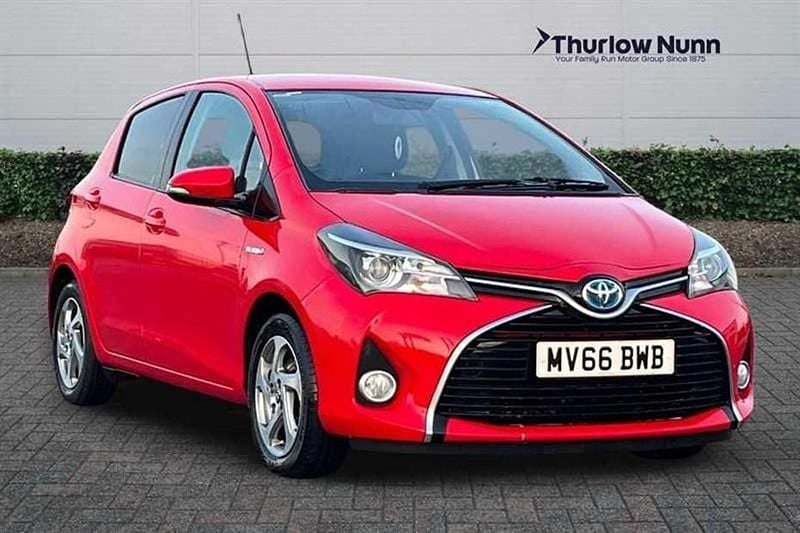 Used 2016 Toyota Yaris Hybrid | £9,673 (Fair price) - Image 1/1