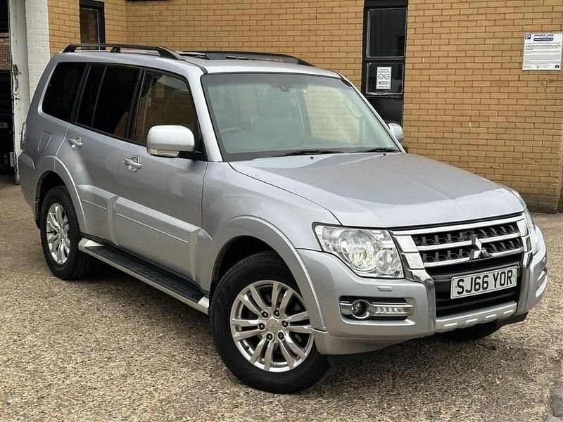 Silver Used 2016 Mitsubishi Shogun SUV | £18,499 (Fair price) - Image 1/4