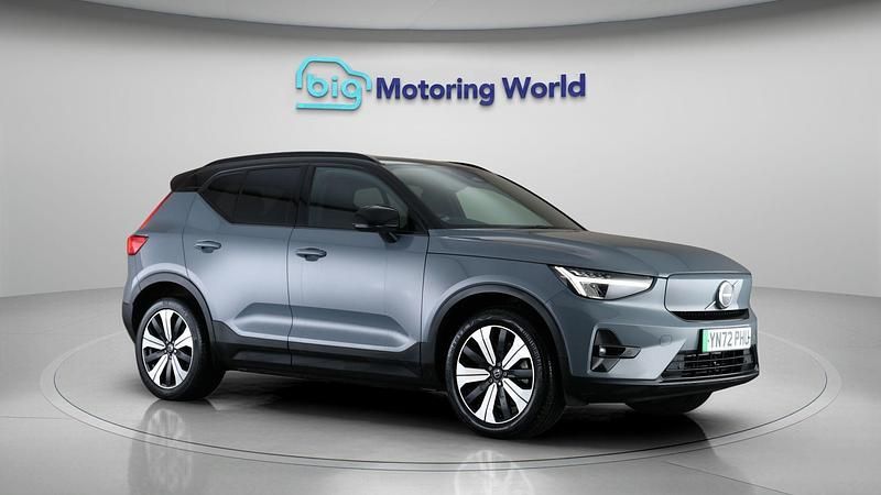 Used 2022 Volvo XC40 Plus SUV | £18,100 (Fair price) - Image 1/4