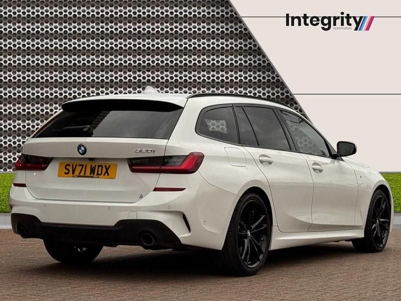 Used BMW 320 M Sport 184 HP (135 kW) 2021 White Estate