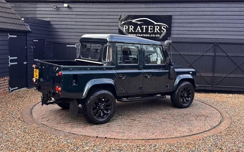 Usado Land Rover Defender 124 HP (91 kW) 2015 Pickup